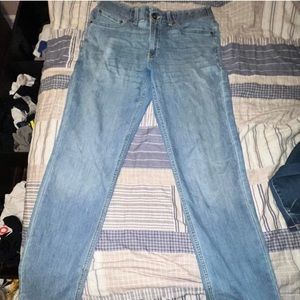 Very nice blue jeans! 
#jeans #menjeans #straightjeans #menbottom #bluejeans